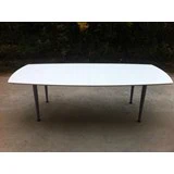 Spisebord i hvid laminat